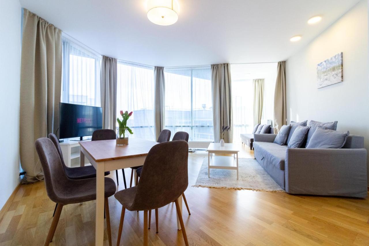 Elija Swan-Toy Apartments Швентой Экстерьер фото