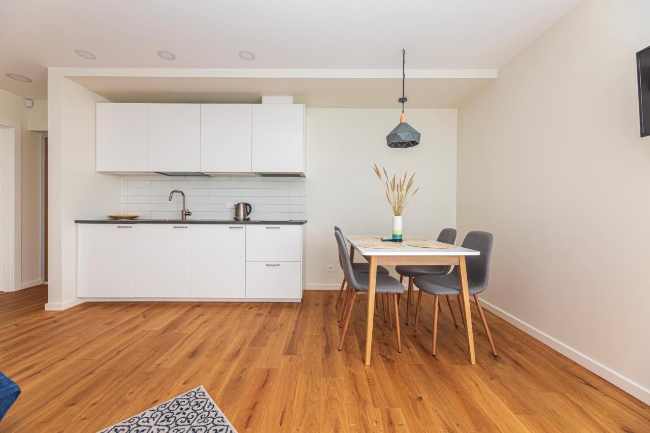Elija Swan-Toy Apartments Швентой Экстерьер фото