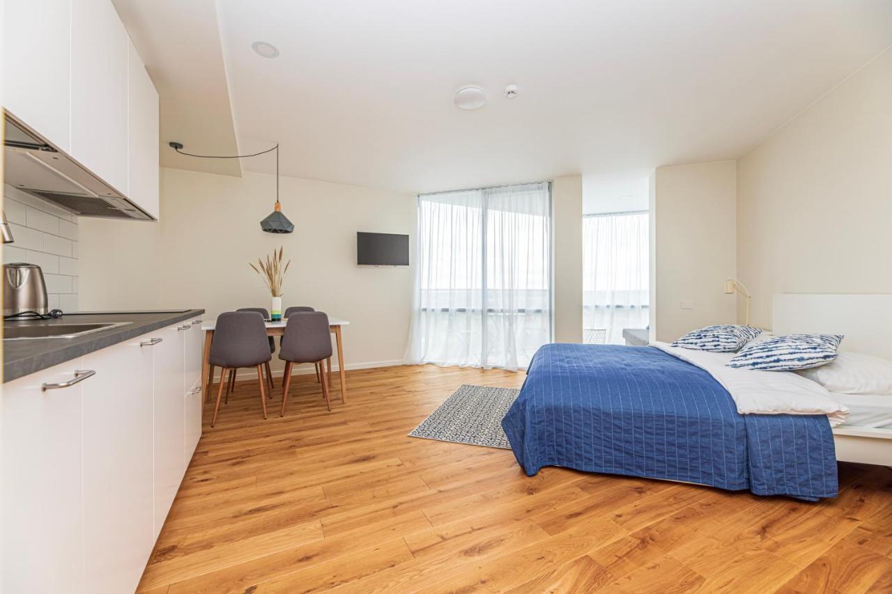 Elija Swan-Toy Apartments Швентой Экстерьер фото