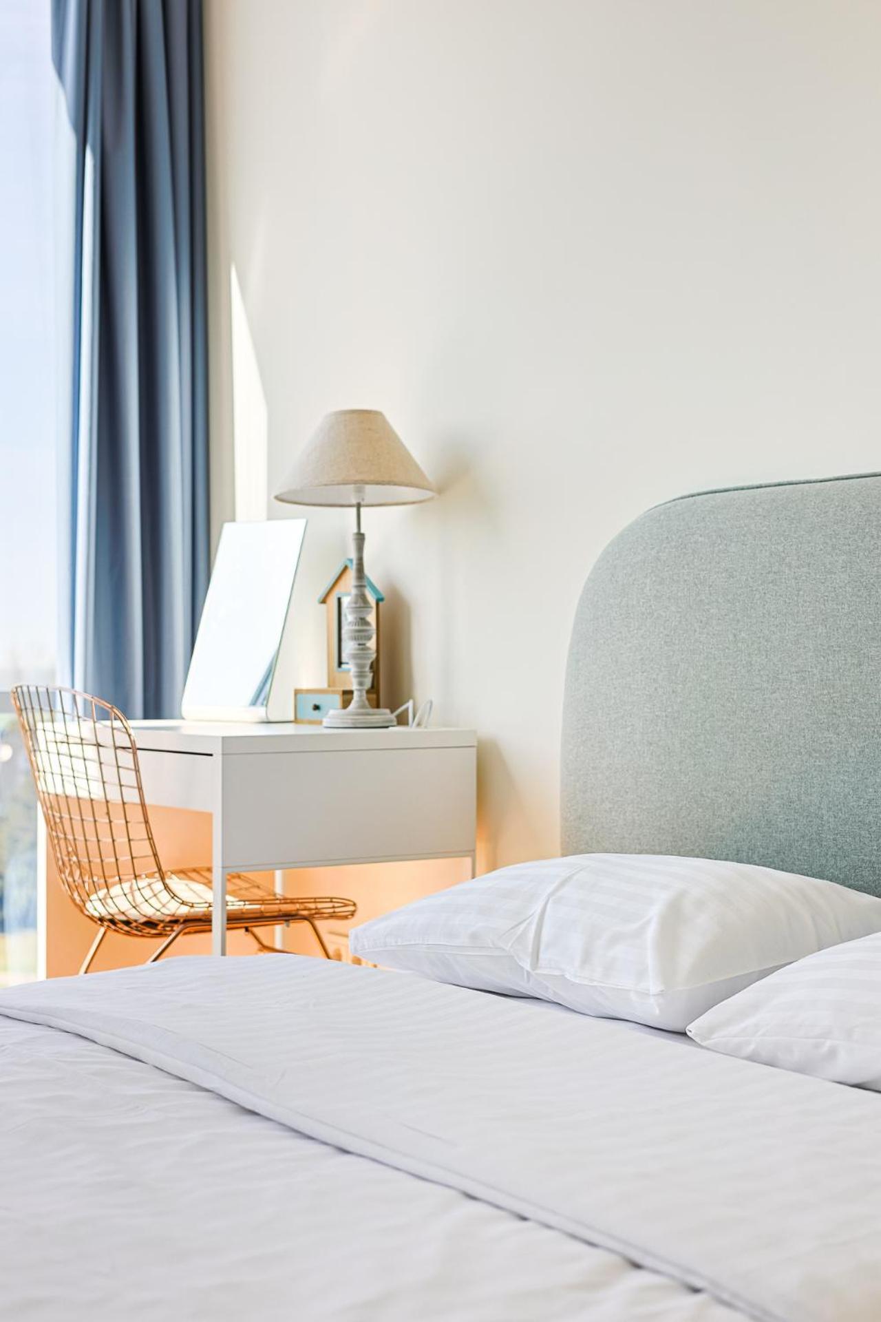 Elija Swan-Toy Apartments Швентой Экстерьер фото