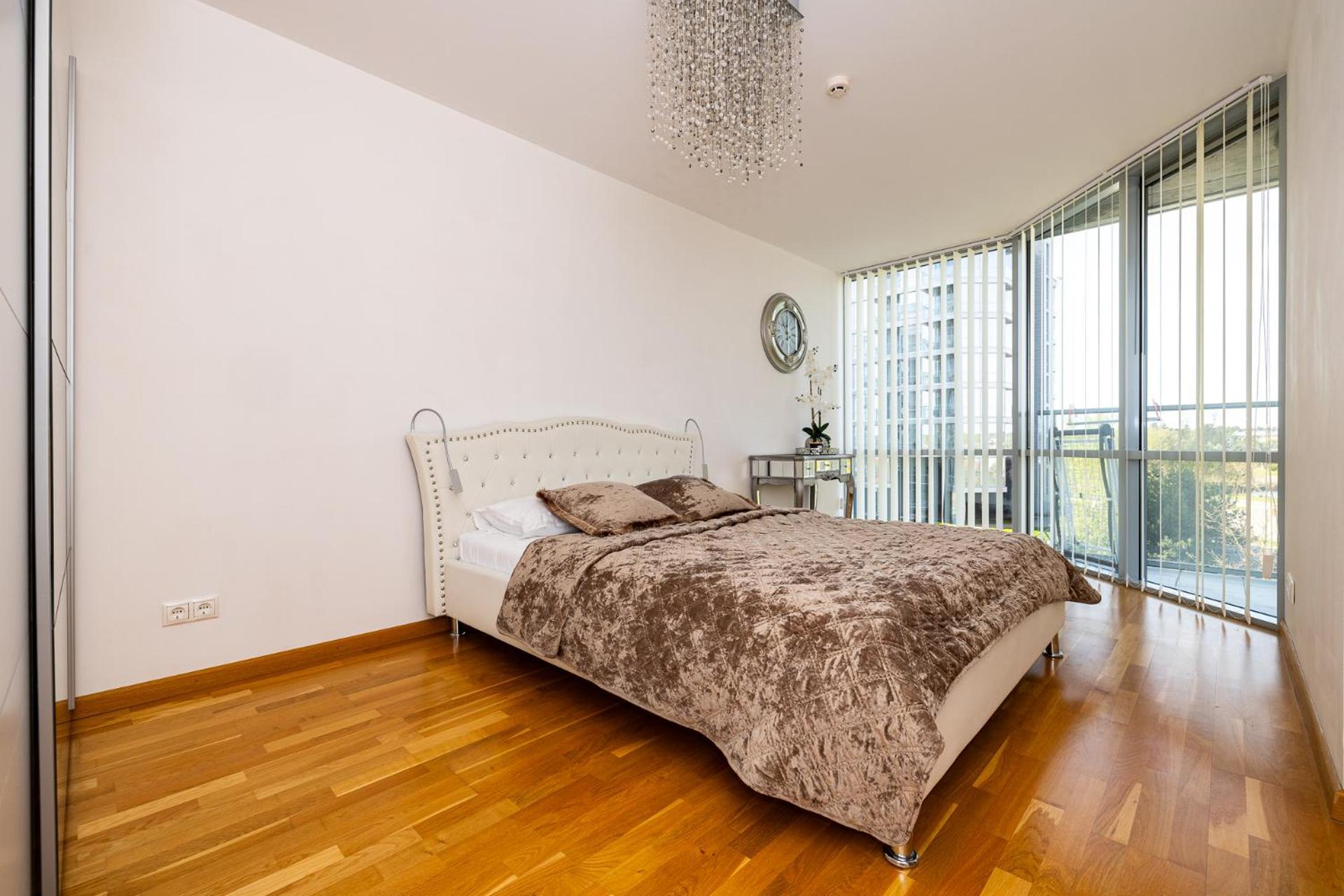 Elija Swan-Toy Apartments Швентой Экстерьер фото