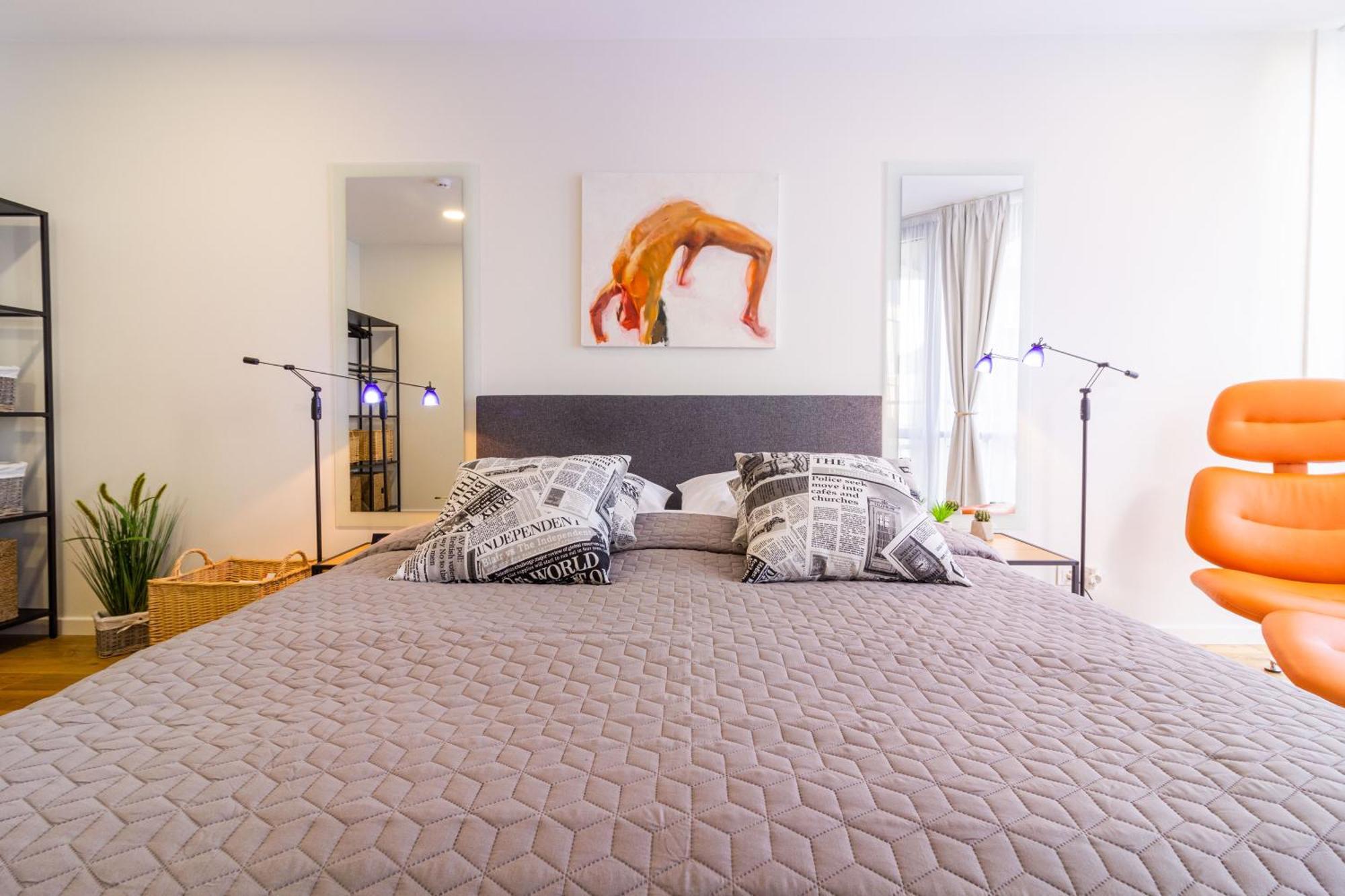 Elija Swan-Toy Apartments Швентой Номер фото