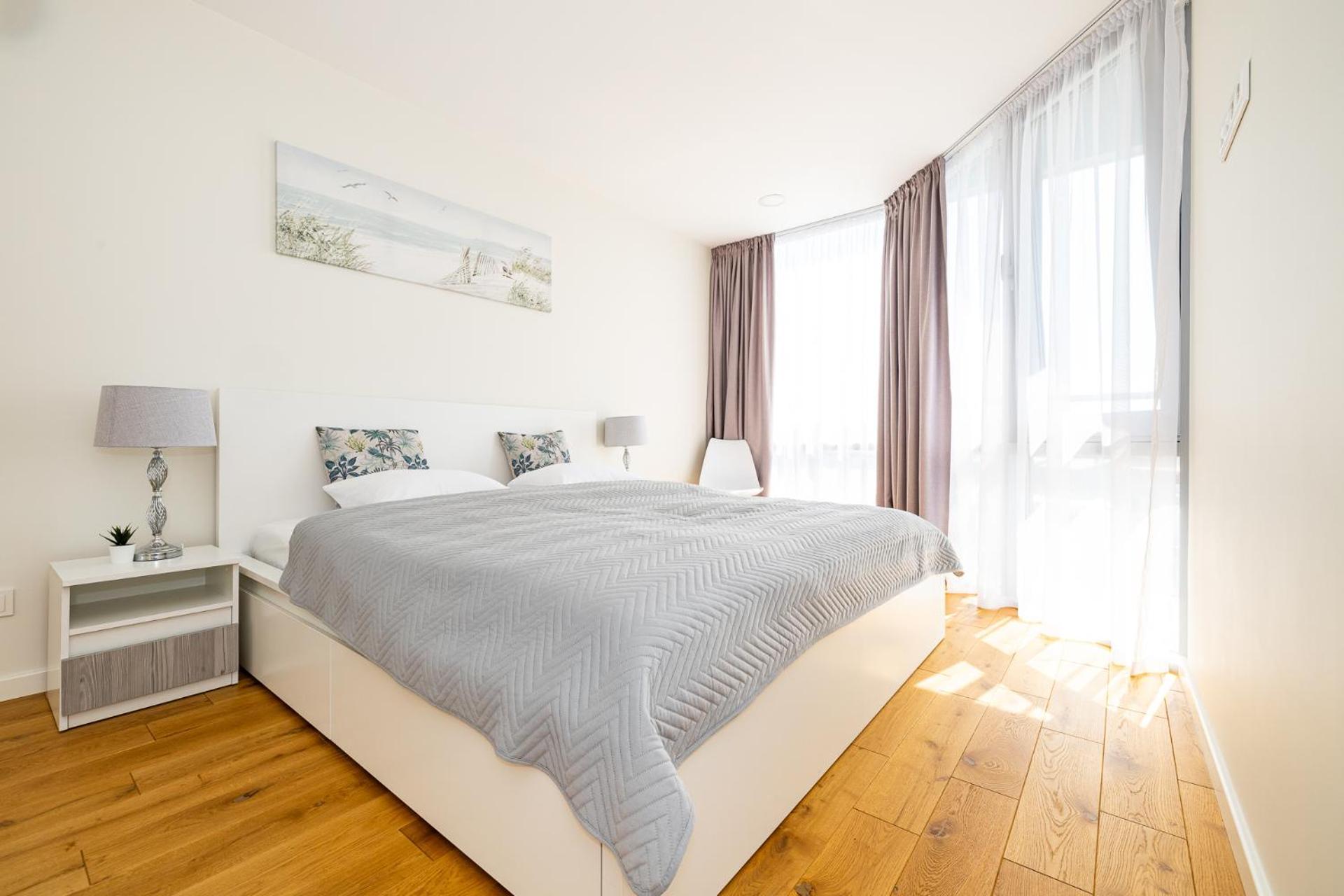 Elija Swan-Toy Apartments Швентой Экстерьер фото
